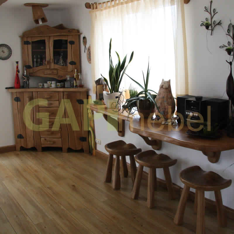 drewniany salon